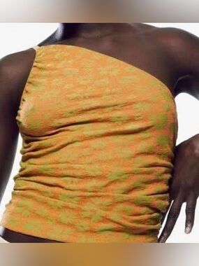 NWT Zara One-Shoulder Orange Floral Ruched Crop Top